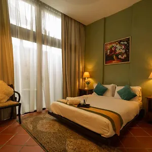 Spices 4* George Town